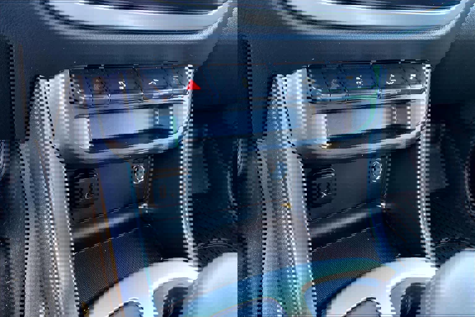 Used 2022 Chevrolet Colorado LT w/ LT Convenience Package image 30