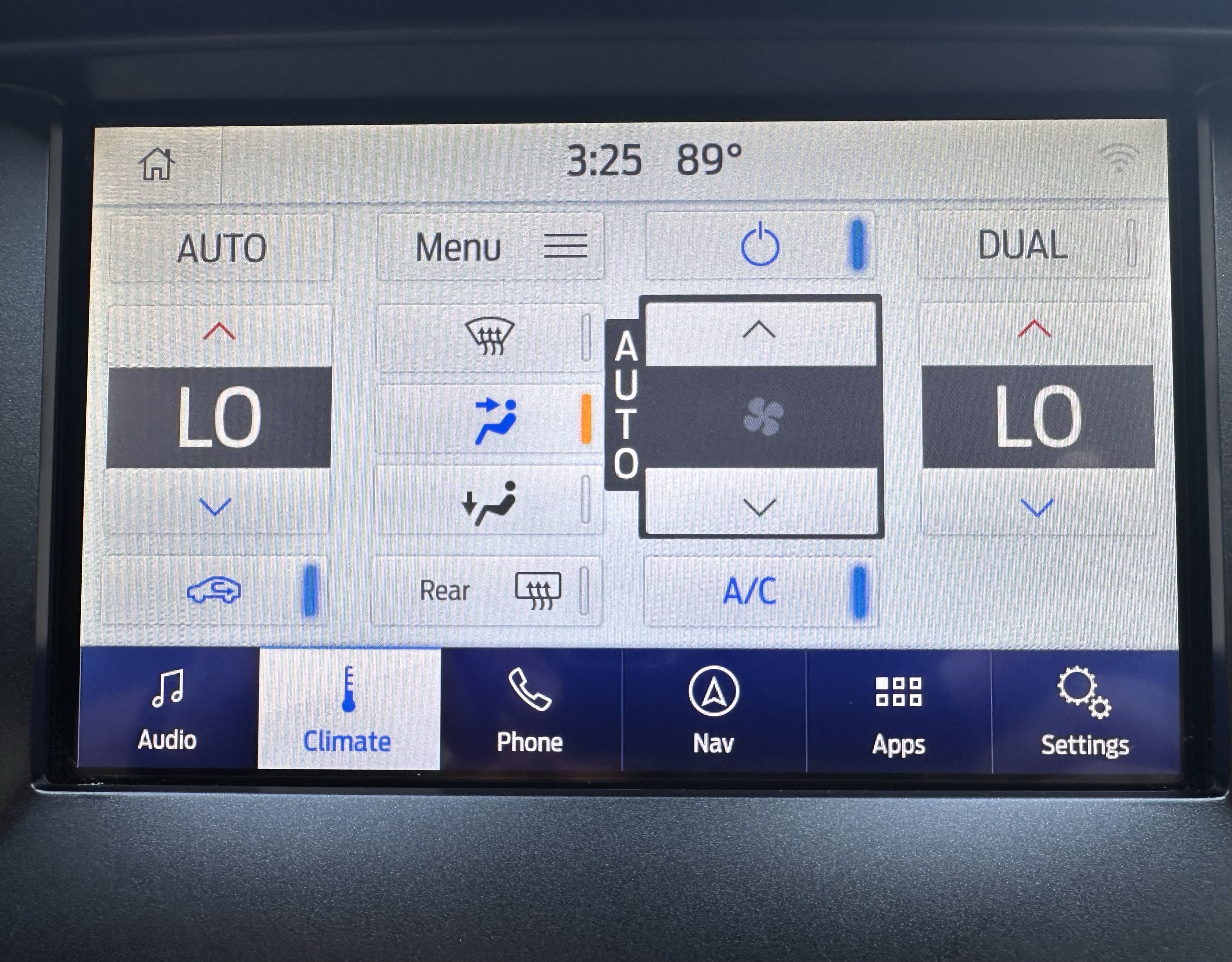 Certified 2021 Ford Ranger Lariat w/ Tremor Off-Road Package AWD/4WD image 26