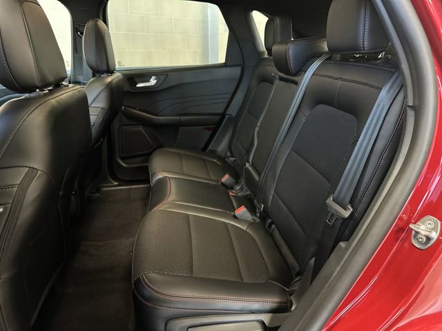 Certified 2025 Ford Escape ST-Line Elite image 32