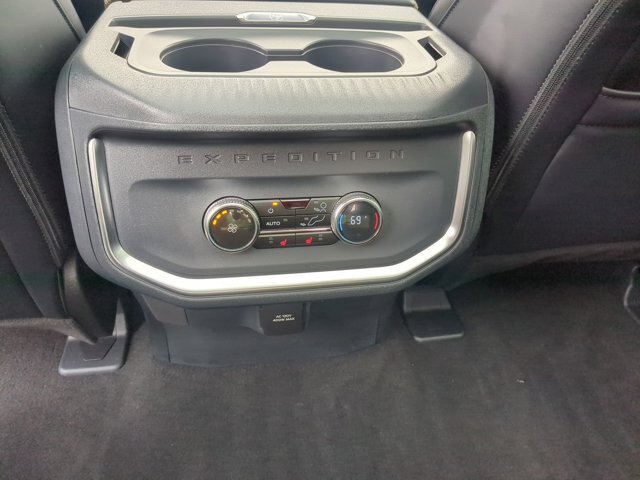 Certified 2025 Ford Expedition Tremor AWD/4WD image 33
