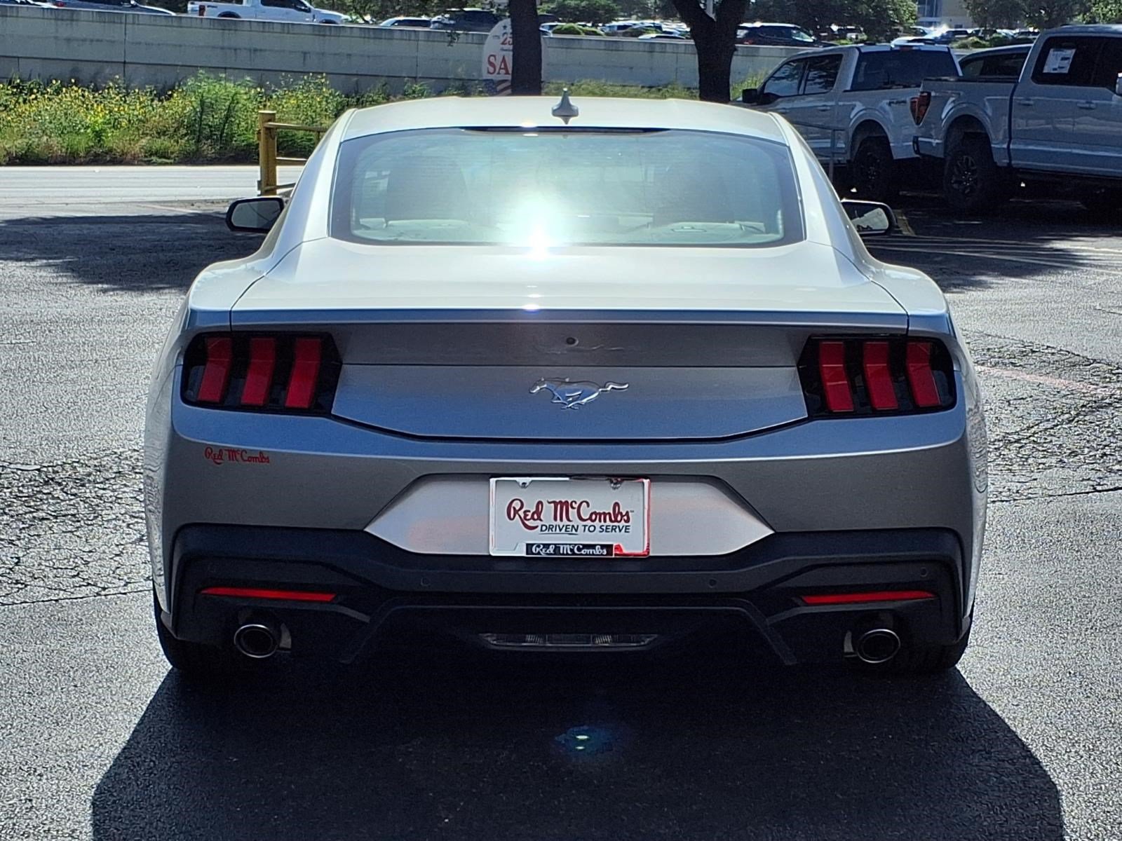 Certified 2026 Ford Mustang Premium RWD image 7