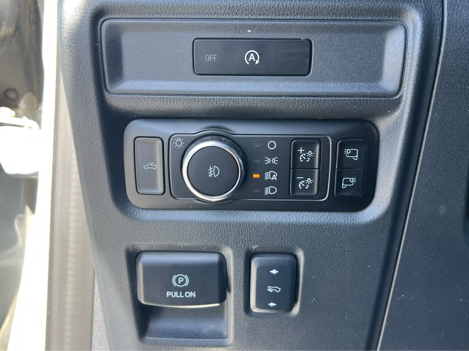 Certified 2025 Ford F150 Lariat image 29