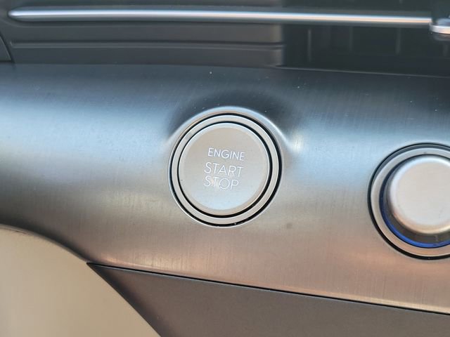 Used 2024 Hyundai Kona SEL AWD/4WD image 34