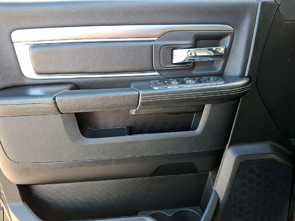 Used 2022 RAM 1500 Warlock RWD image 11