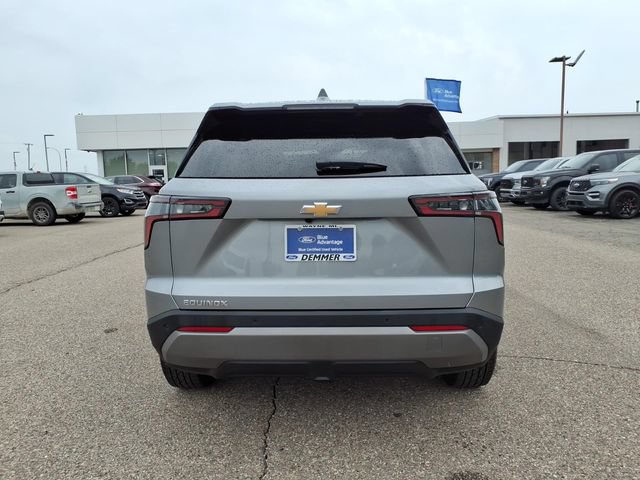 Used 2026 Chevrolet Equinox LT w/ Convenience Package II FWD image 6