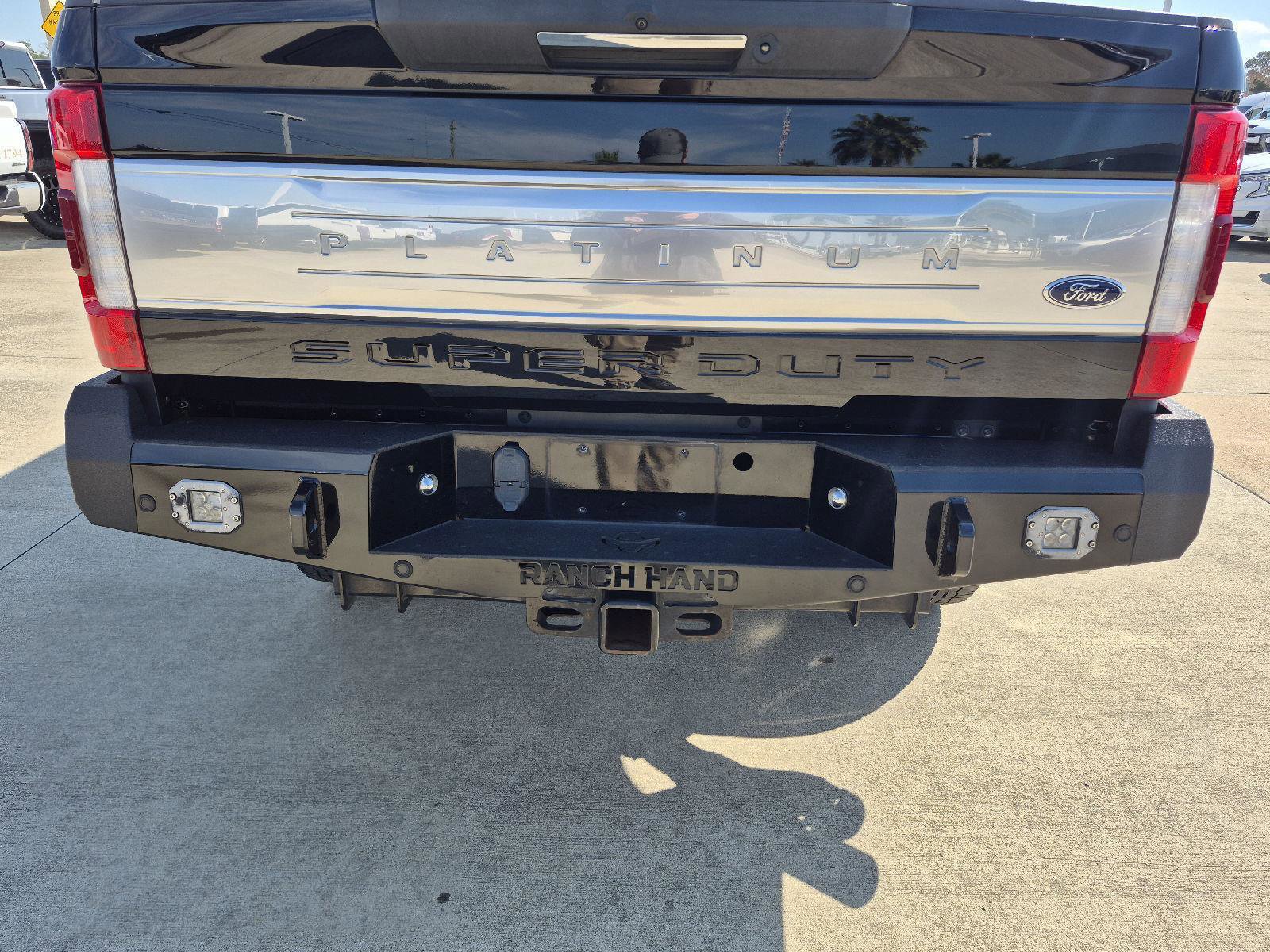 Certified 2018 Ford F350 Platinum w/ Platinum Ultimate Package image 7