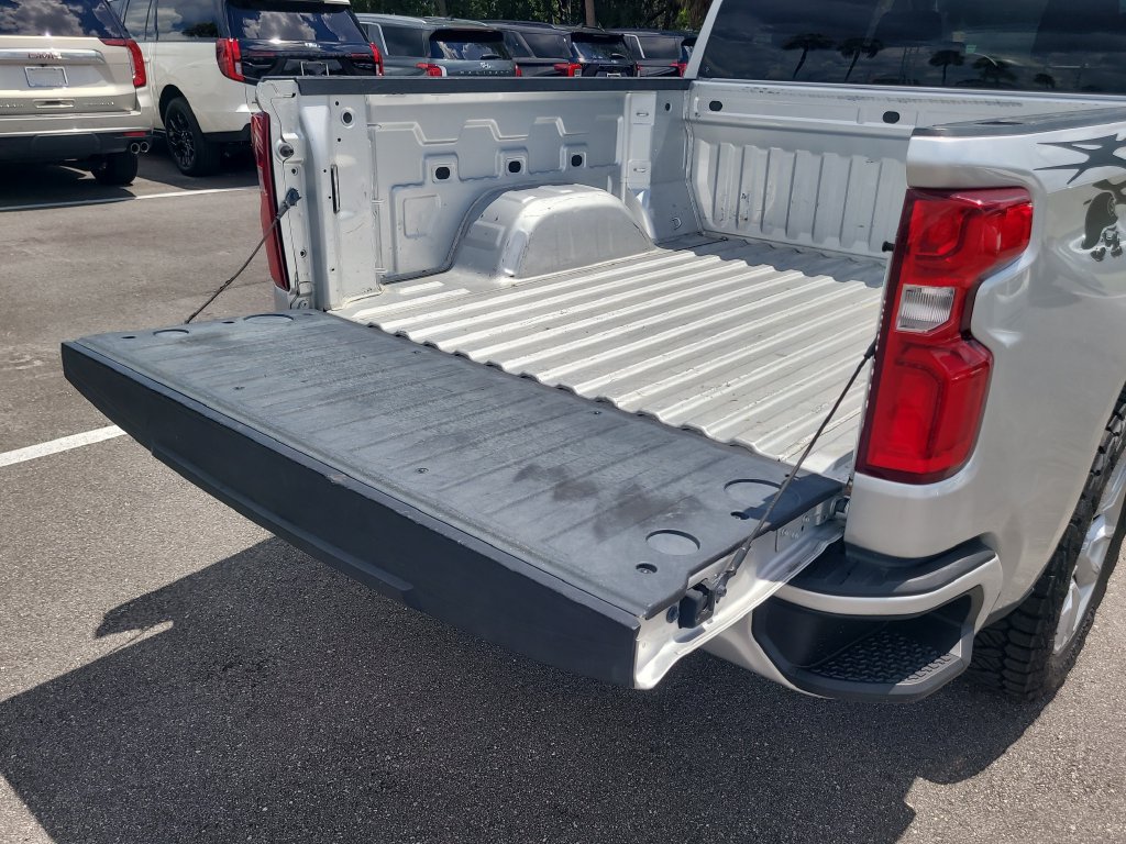 Used 2022 Chevrolet Silverado 1500 Custom AWD/4WD image 7