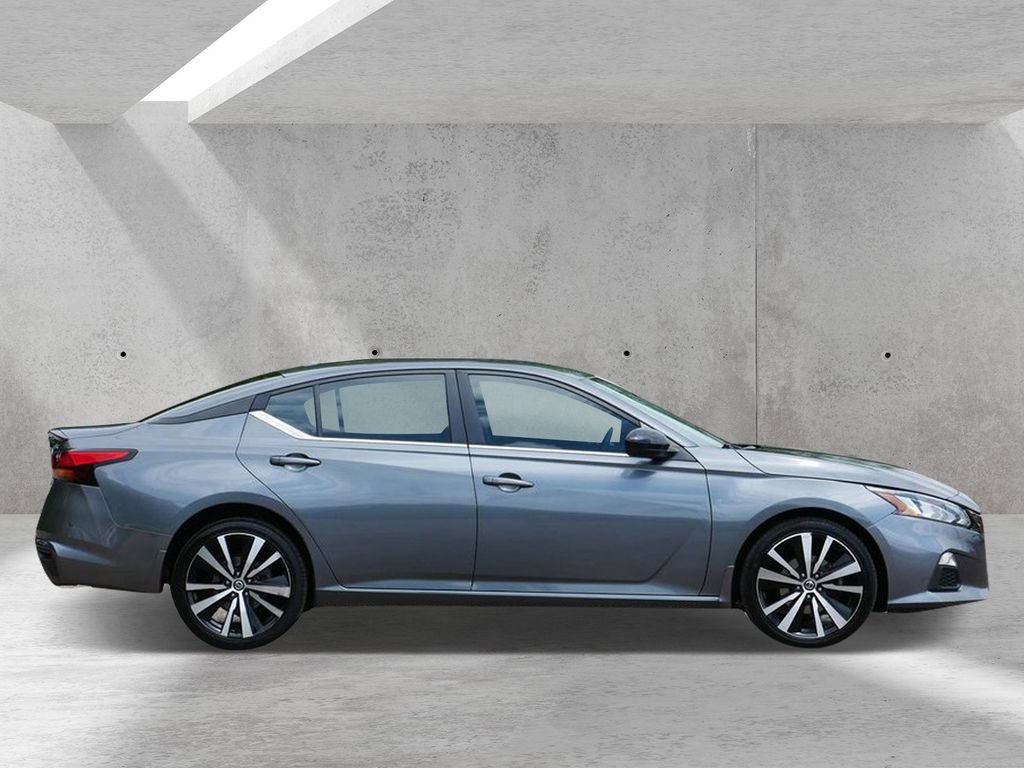 Used 2019 Nissan Altima 2.5 SR AWD/4WD image 2