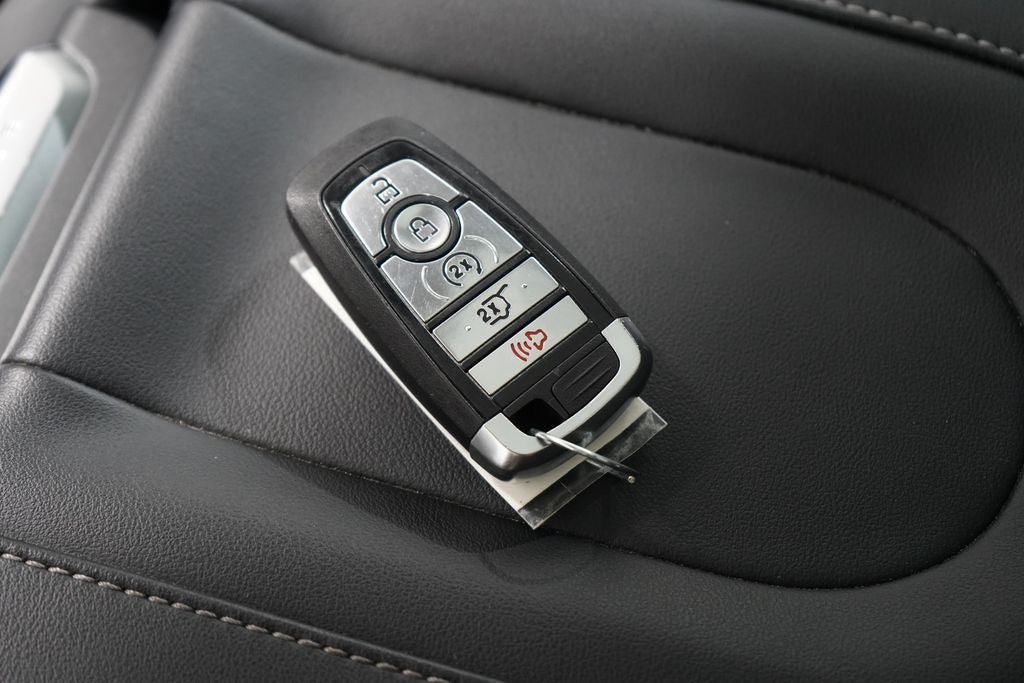 Certified 2025 Ford Expedition Platinum AWD/4WD image 22
