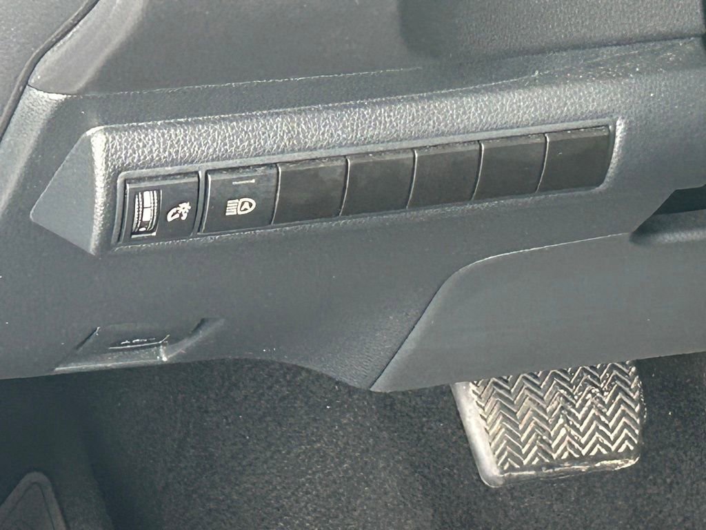 Used 2024 Toyota Corolla LE image 35