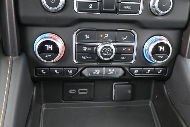 Used 2023 GMC Yukon AT4 w/ Technology Package AWD/4WD image 21