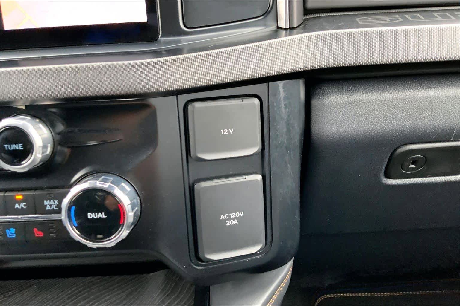 Certified 2024 Ford F250 Platinum w/ Tremor Off-Road Package AWD/4WD image 36