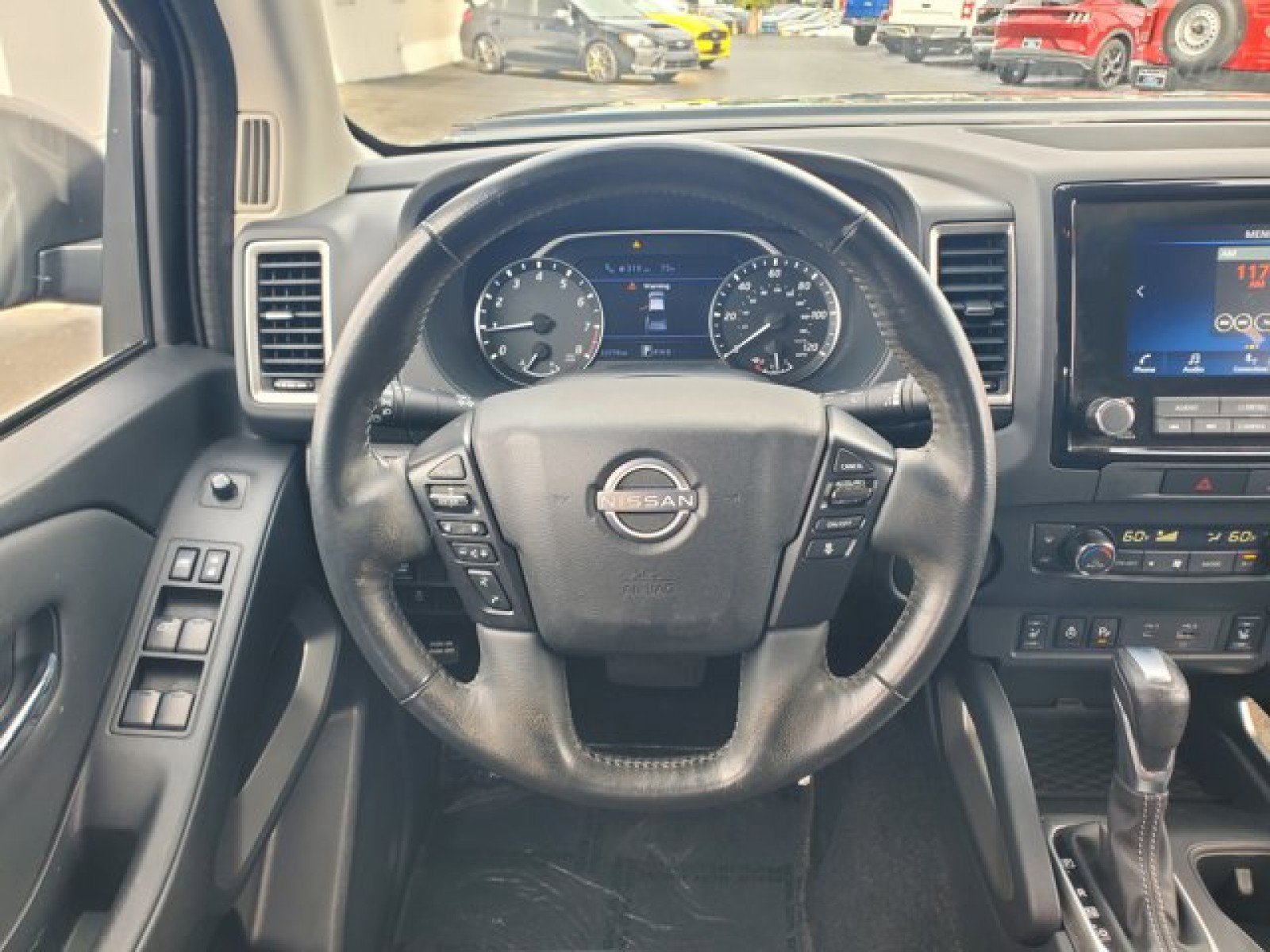 Used 2022 Nissan Frontier SV image 16