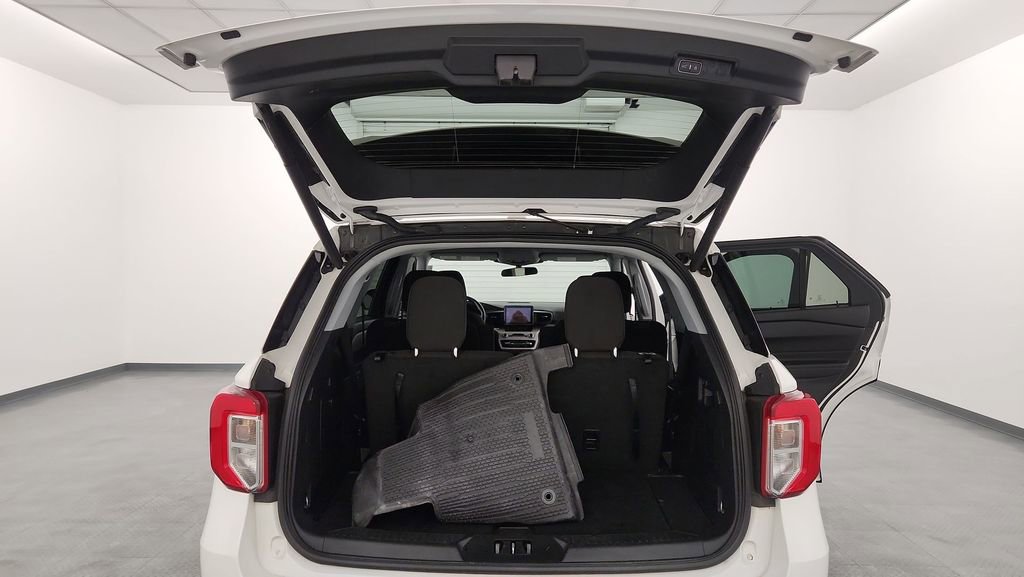 Certified 2023 Ford Explorer XLT image 25