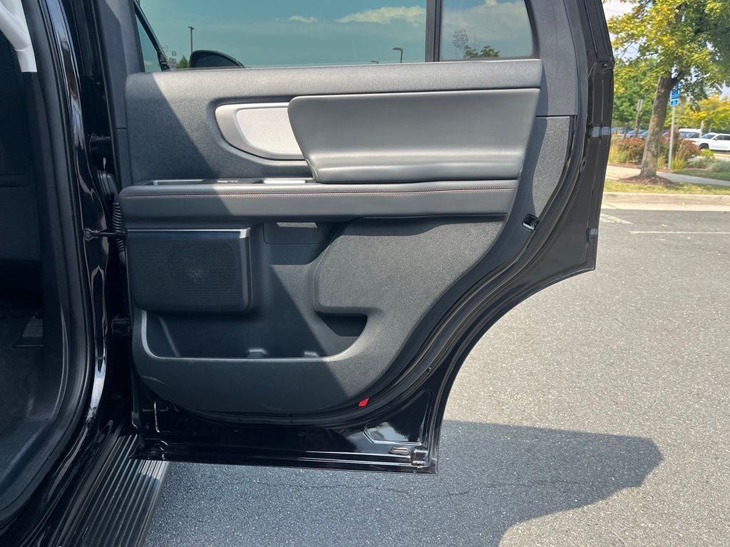 Certified 2025 Ford Expedition Active AWD/4WD image 20