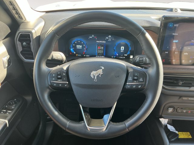 Certified 2025 Ford Bronco Sport Outer Banks w/ Outer Banks Tech Package+ AWD/4WD image 13