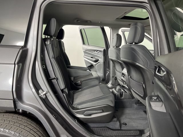 Used 2023 Jeep Grand Cherokee L Laredo w/ Luxury Tech Group I AWD/4WD image 47