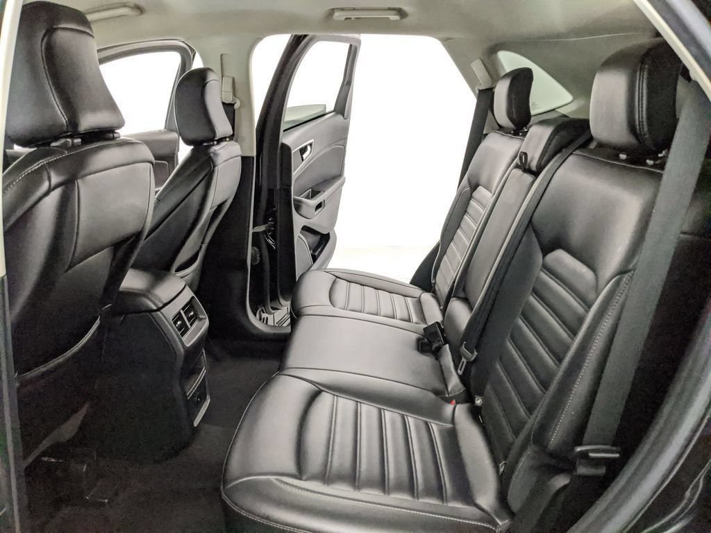 Certified 2023 Ford Edge SEL AWD/4WD image 16