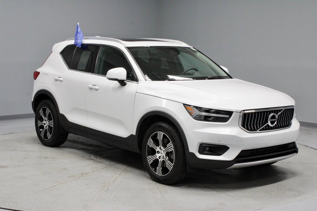 Used 2022 Volvo XC40 T5 Inscription