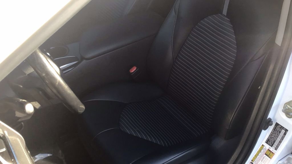 Used 2018 Toyota Camry SE image 21