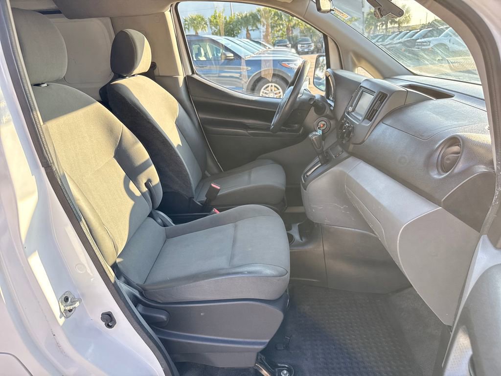 Used 2020 Nissan NV200 S w/ Back Door Glass Package image 22