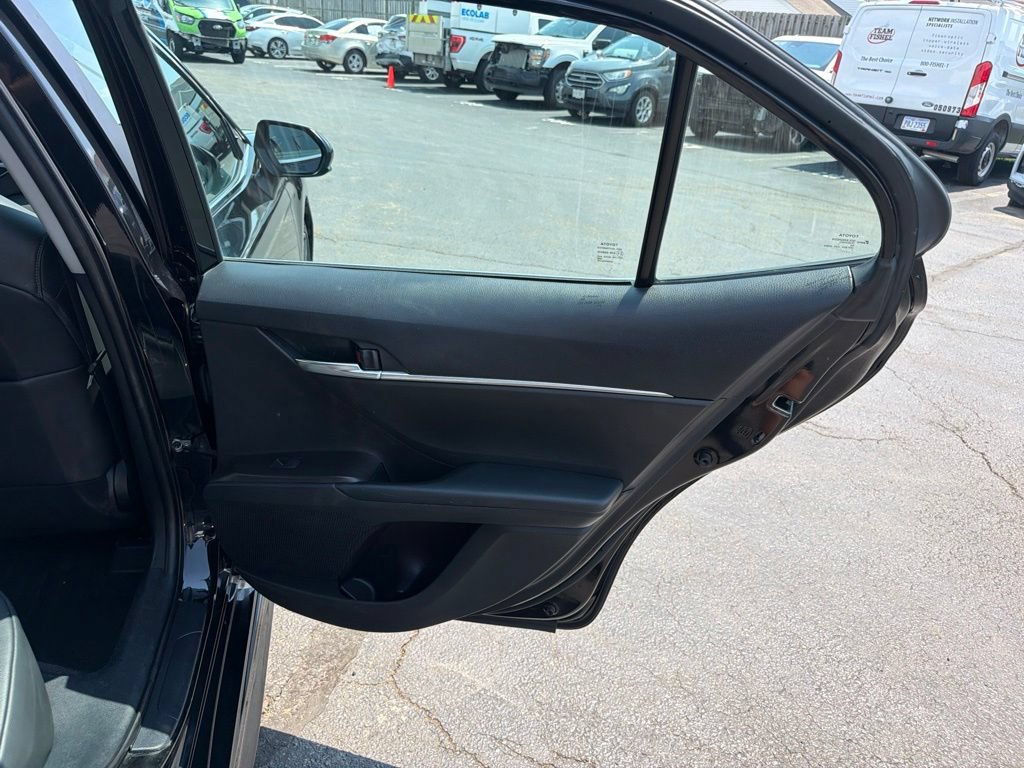 Used 2021 Toyota Camry SE FWD image 45