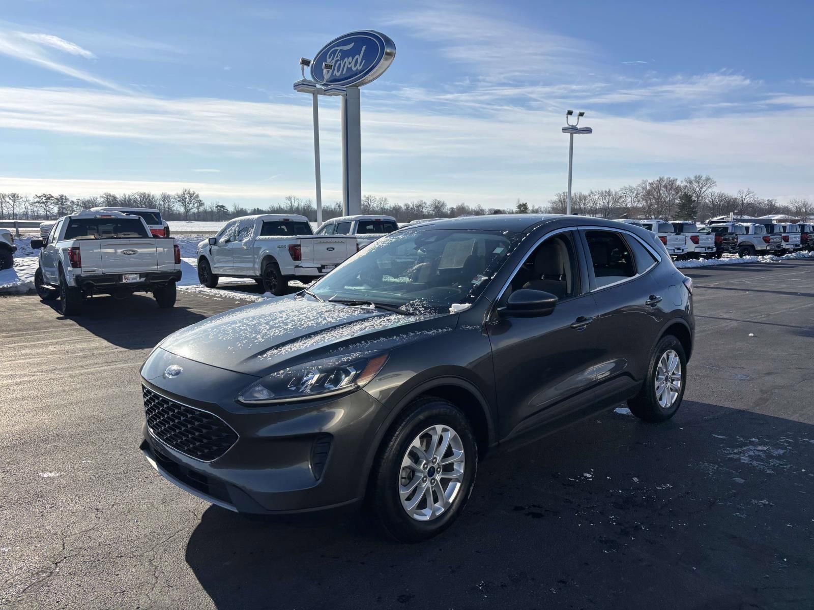 Certified 2020 Ford Escape SE image 4
