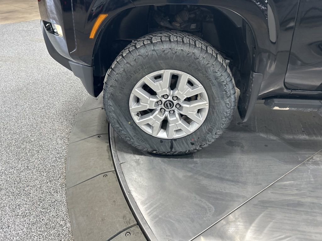 Used 2022 Nissan Frontier SV image 28