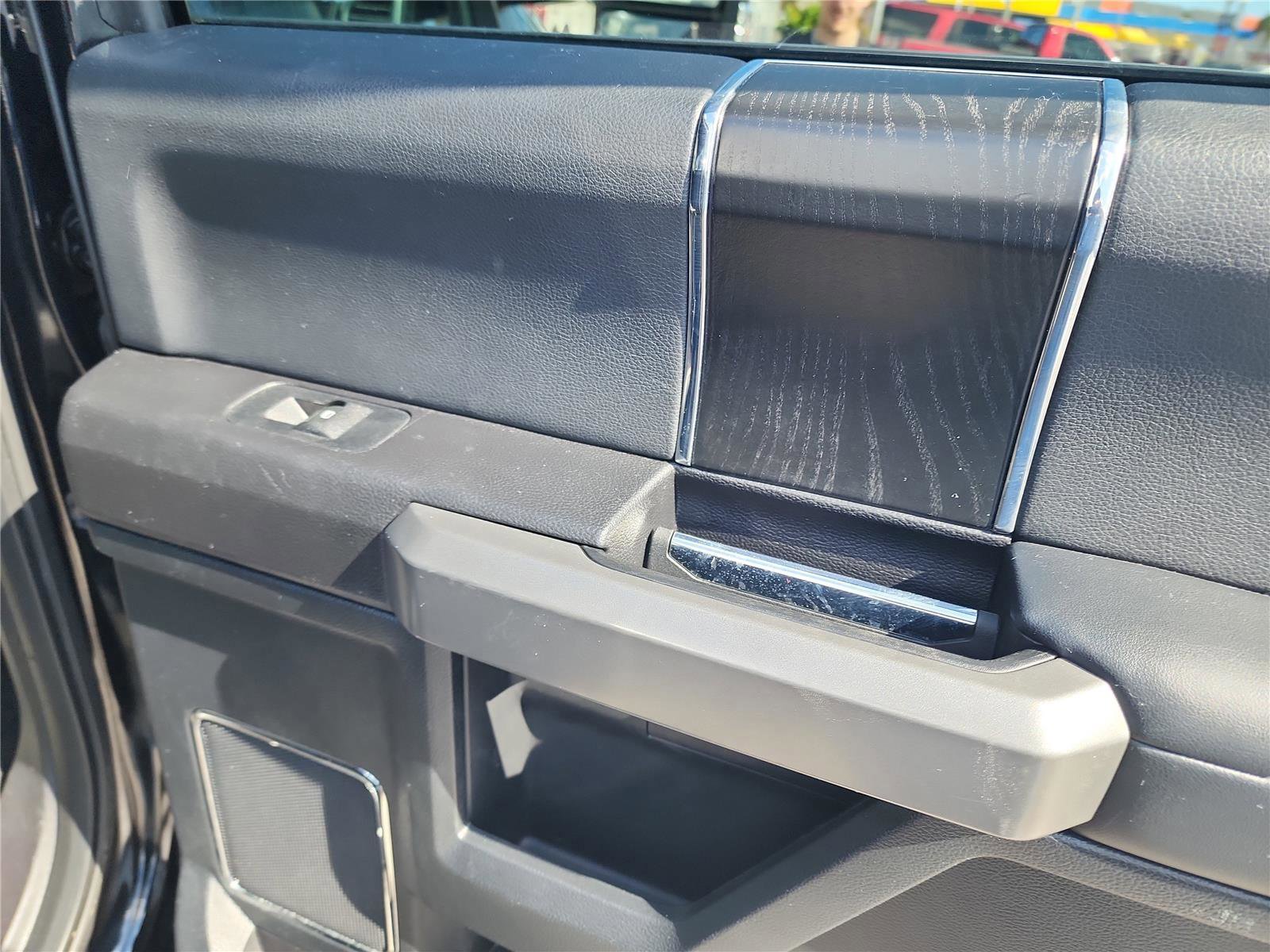 Certified 2018 Ford F250 Platinum w/ Platinum Ultimate Package image 24