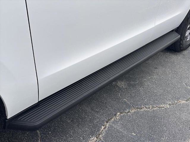 Certified 2025 Ford Expedition Active RWD image 9