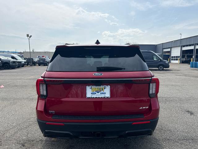 Certified 2025 Ford Explorer ST-Line w/ Premium Package image 5