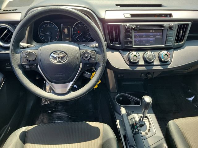 Used 2018 Toyota RAV4 LE w/ All Weather Liner Package FWD image 4