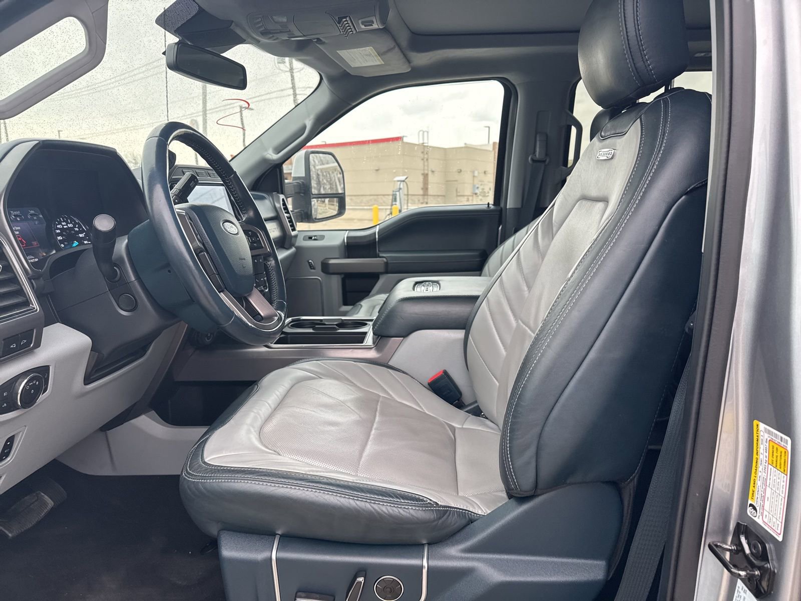 Certified 2022 Ford F450 Limited w/ FX4 Off-Road Package image 11