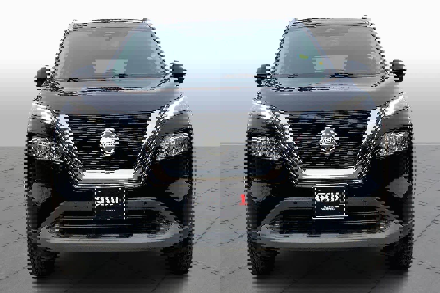 Used 2021 Nissan Rogue SL w/ Premium Package image 3