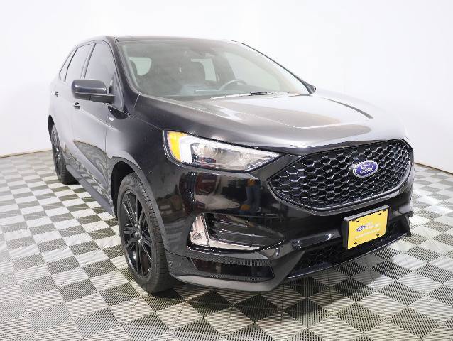 Certified 2024 Ford Edge ST-Line AWD/4WD image 4