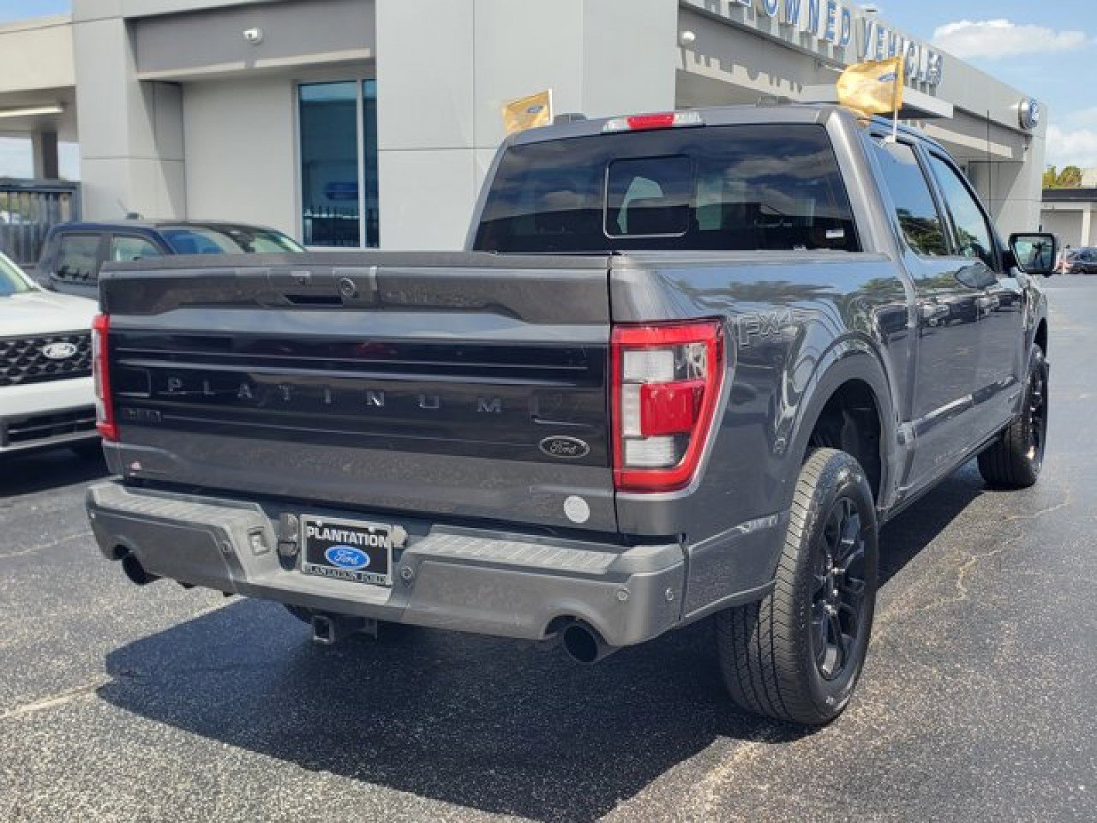 Certified 2023 Ford F150 Platinum w/ Equipment Group 701A High image 4