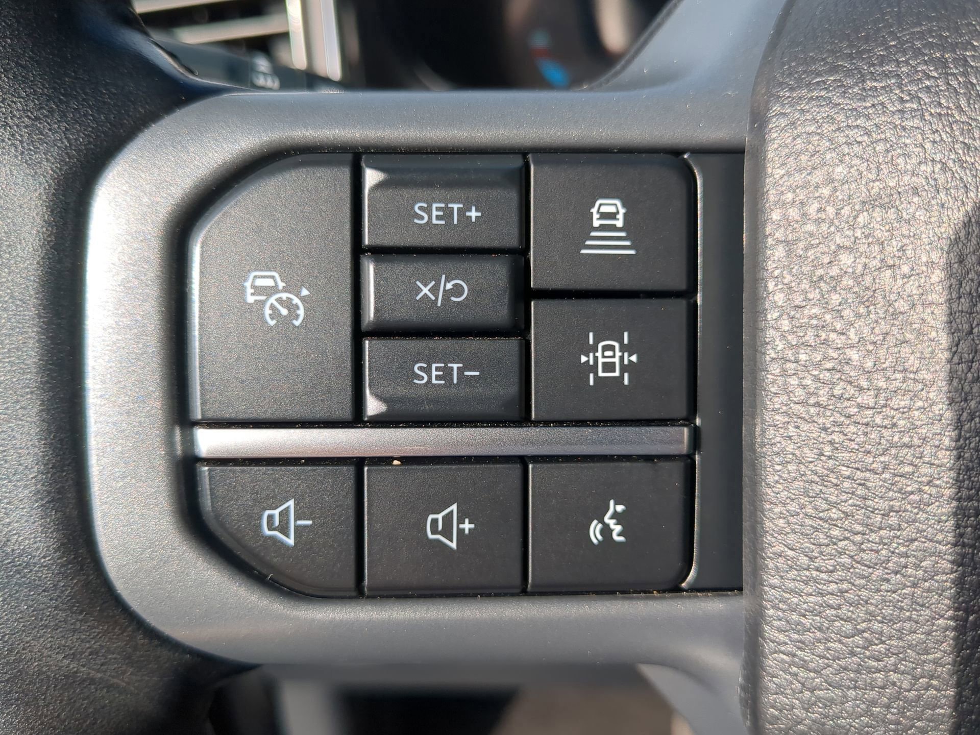 Certified 2024 Ford F350 Lariat w/ Lariat Ultimate Package image 59