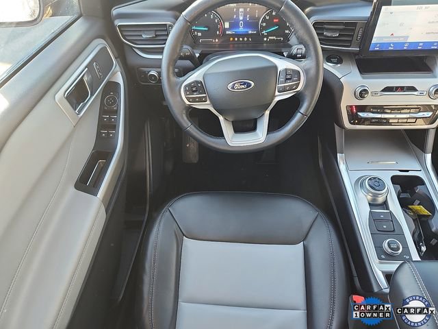 Certified 2022 Ford Explorer XLT w/ Equipment Group 202A image 9