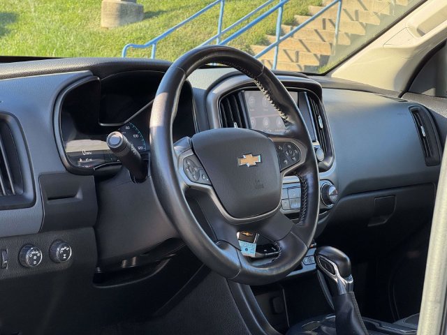 Used 2022 Chevrolet Colorado Z71 AWD/4WD image 28
