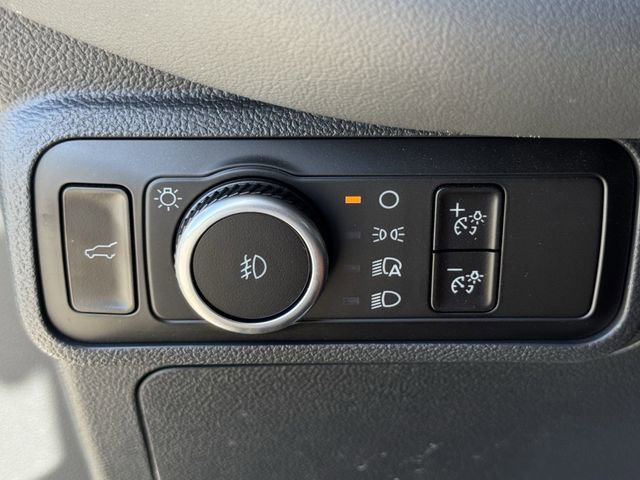 Certified 2025 Ford Explorer Active w/ Active Comfort Package image 24