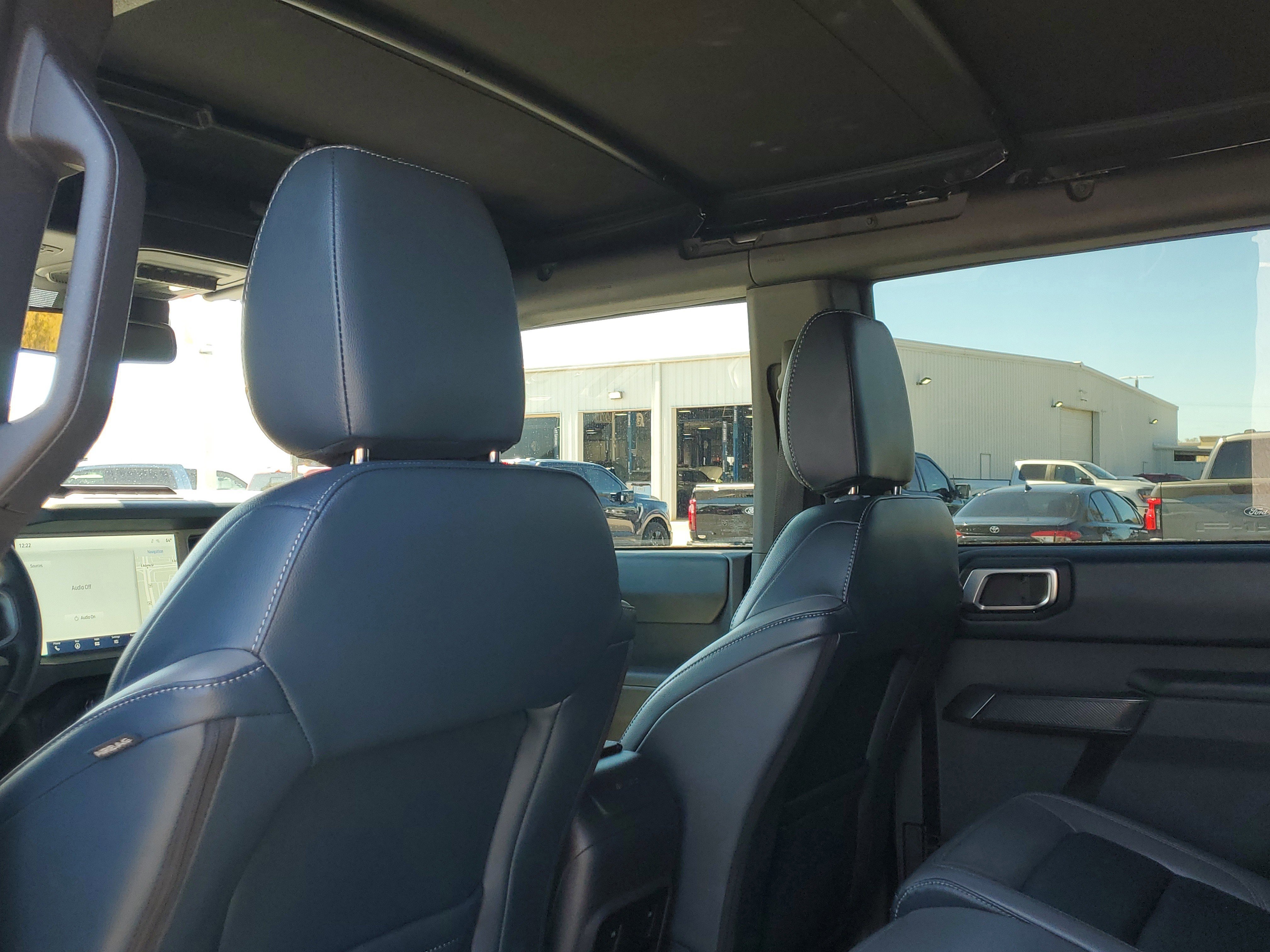 Certified 2024 Ford Bronco Outer Banks w/ Sasquatch Package image 12