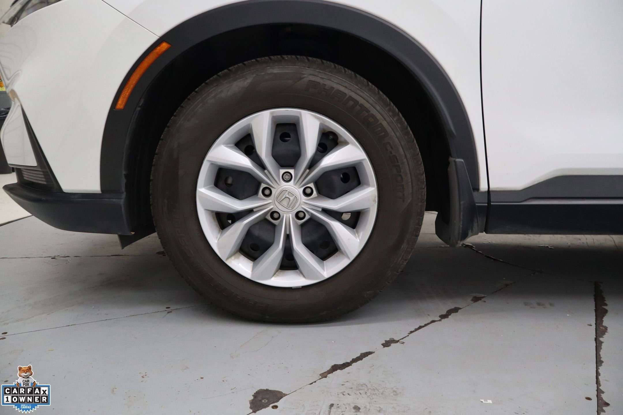 Used 2024 Honda CR-V LX image 17