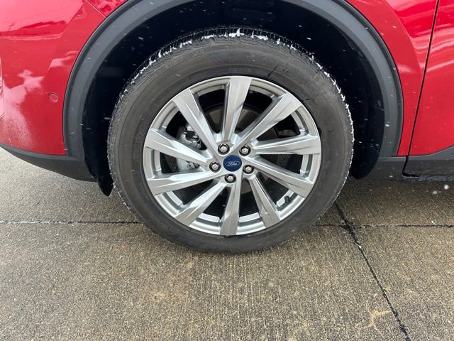 Certified 2021 Ford Escape Titanium w/ Titanium Elite Package image 10