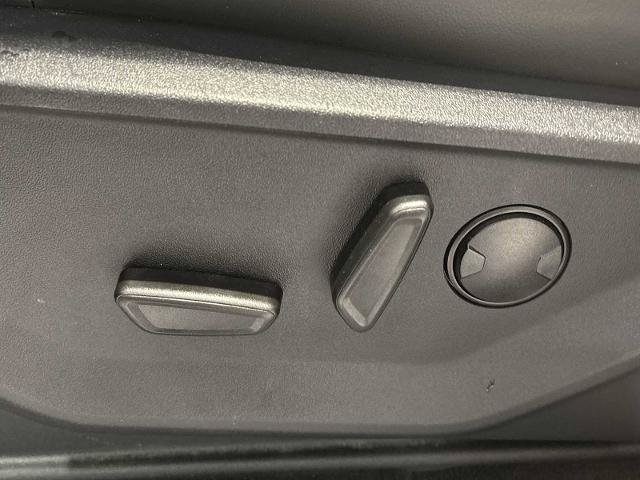 Certified 2025 Ford Expedition Active AWD/4WD image 33