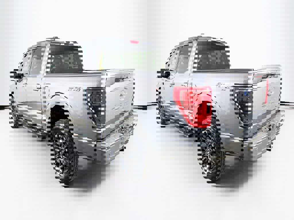 Certified 2022 Ford F150 XLT w/ Equipment Group 302A High image 4