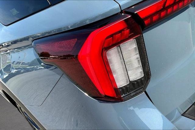 Certified 2025 Ford Explorer ST AWD/4WD image 23