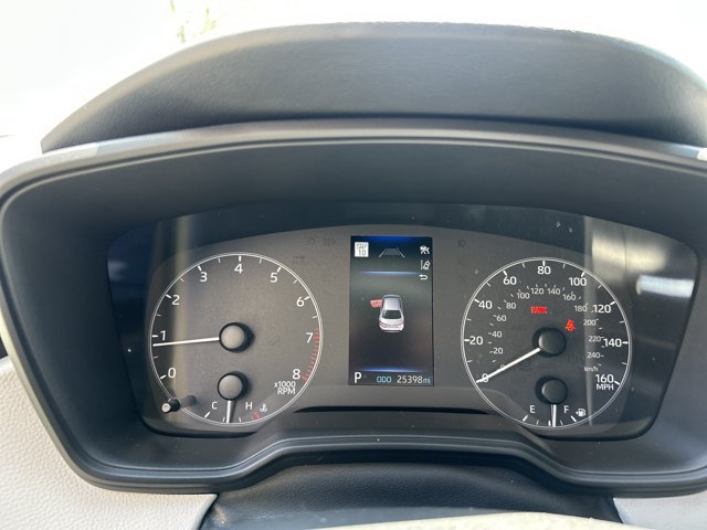 Used 2025 Toyota Corolla LE FWD image 17