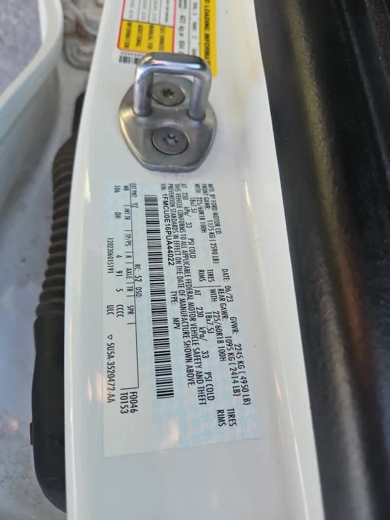 Certified 2023 Ford Escape SE w/ PHEV Premium Package FWD image 17