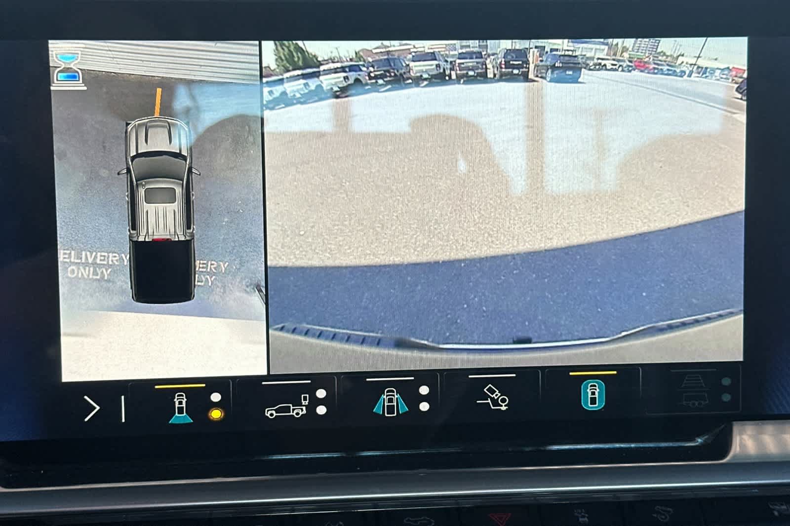 Used 2022 Chevrolet Silverado 1500 LTZ w/ LTZ Convenience Package II AWD/4WD image 19