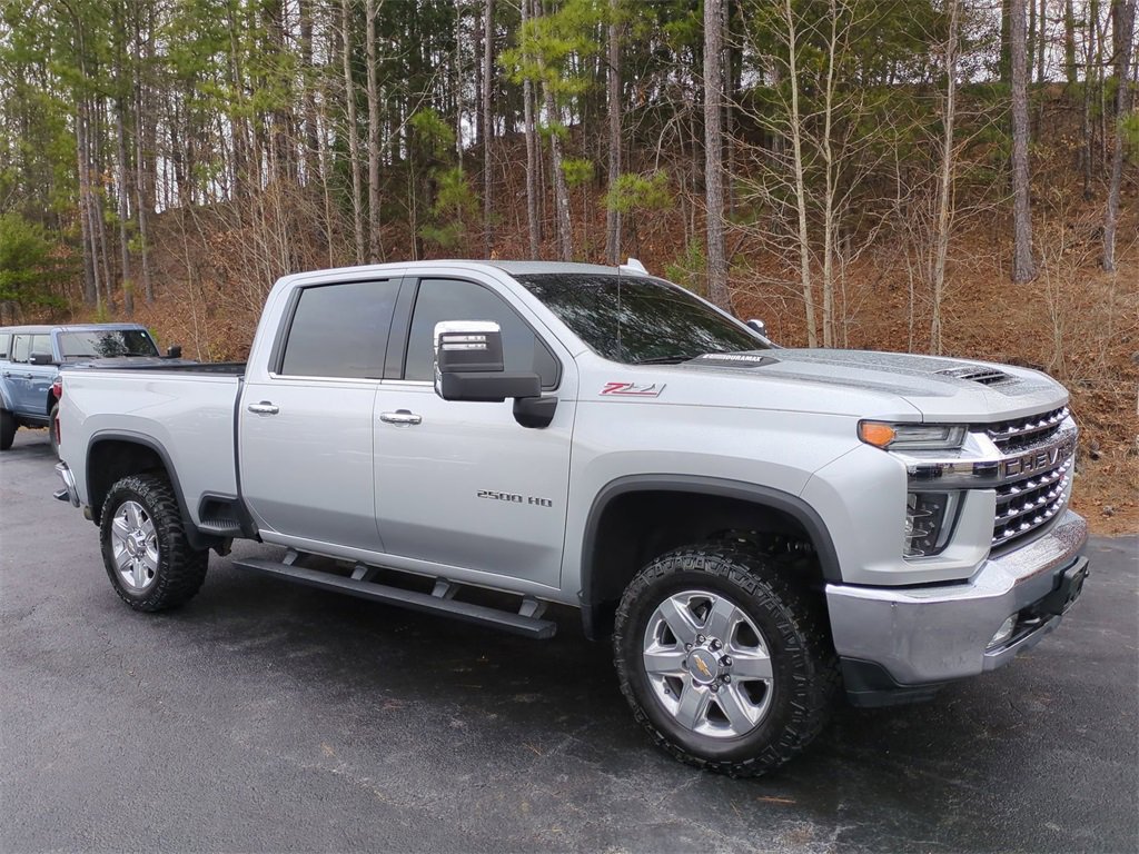 Used 2022 Chevrolet Silverado 2500 LTZ image 2